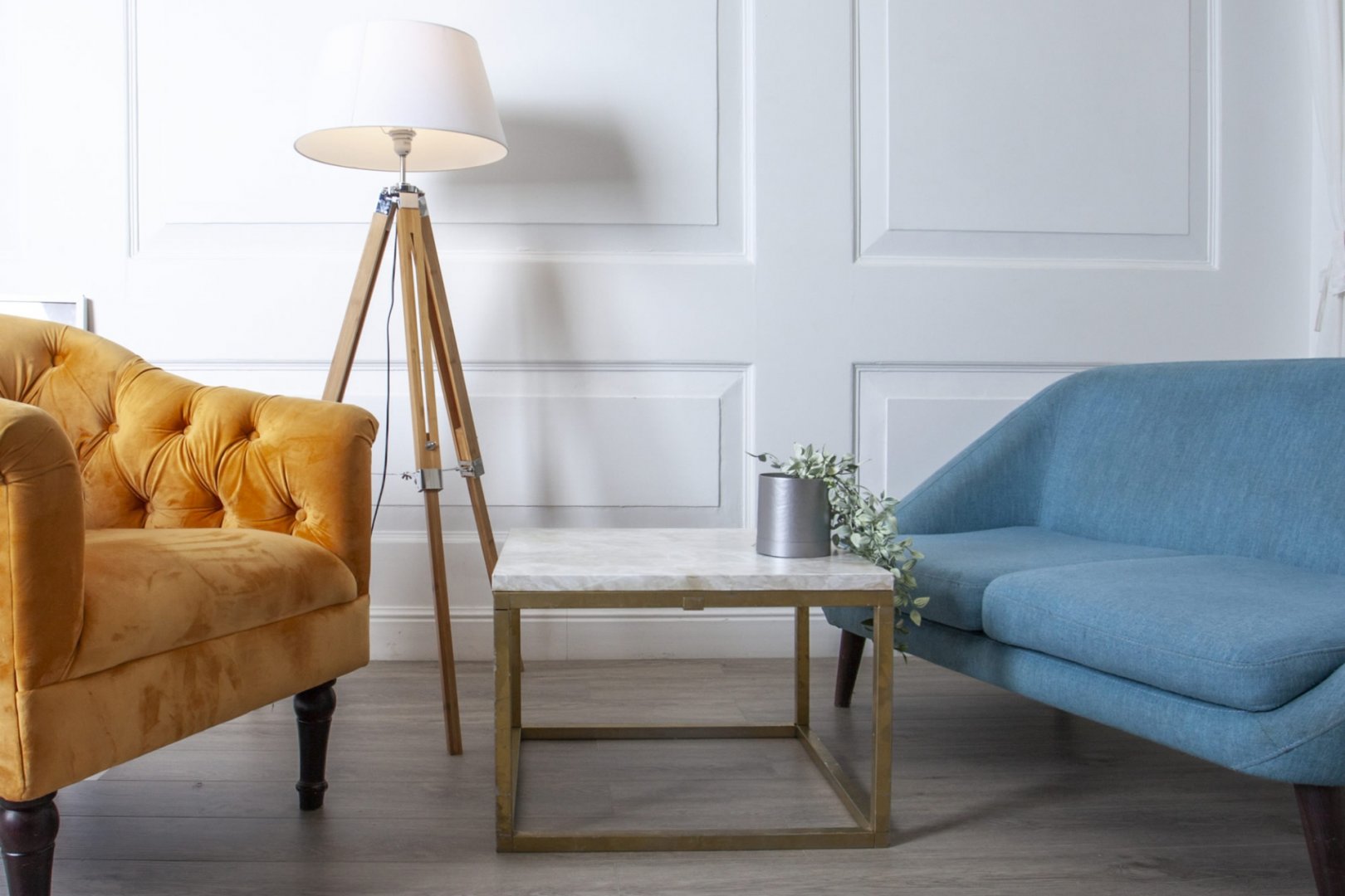 Плитка ПВХ-кварцвинил Damy Floor Дуб Английский Family 1220х180х4 (2,635м2), 4V фаска