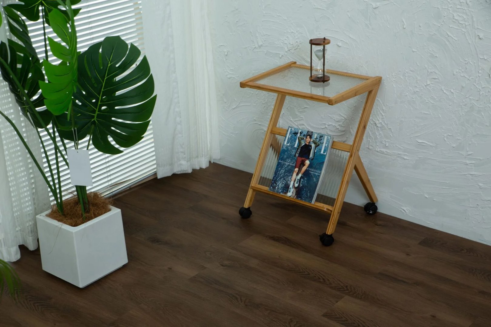 Плитка ПВХ-кварцвинил ONEFLOOR 5036-L LVT клеевая 1227х188х3 (3,23м2), 4V микро-фаска