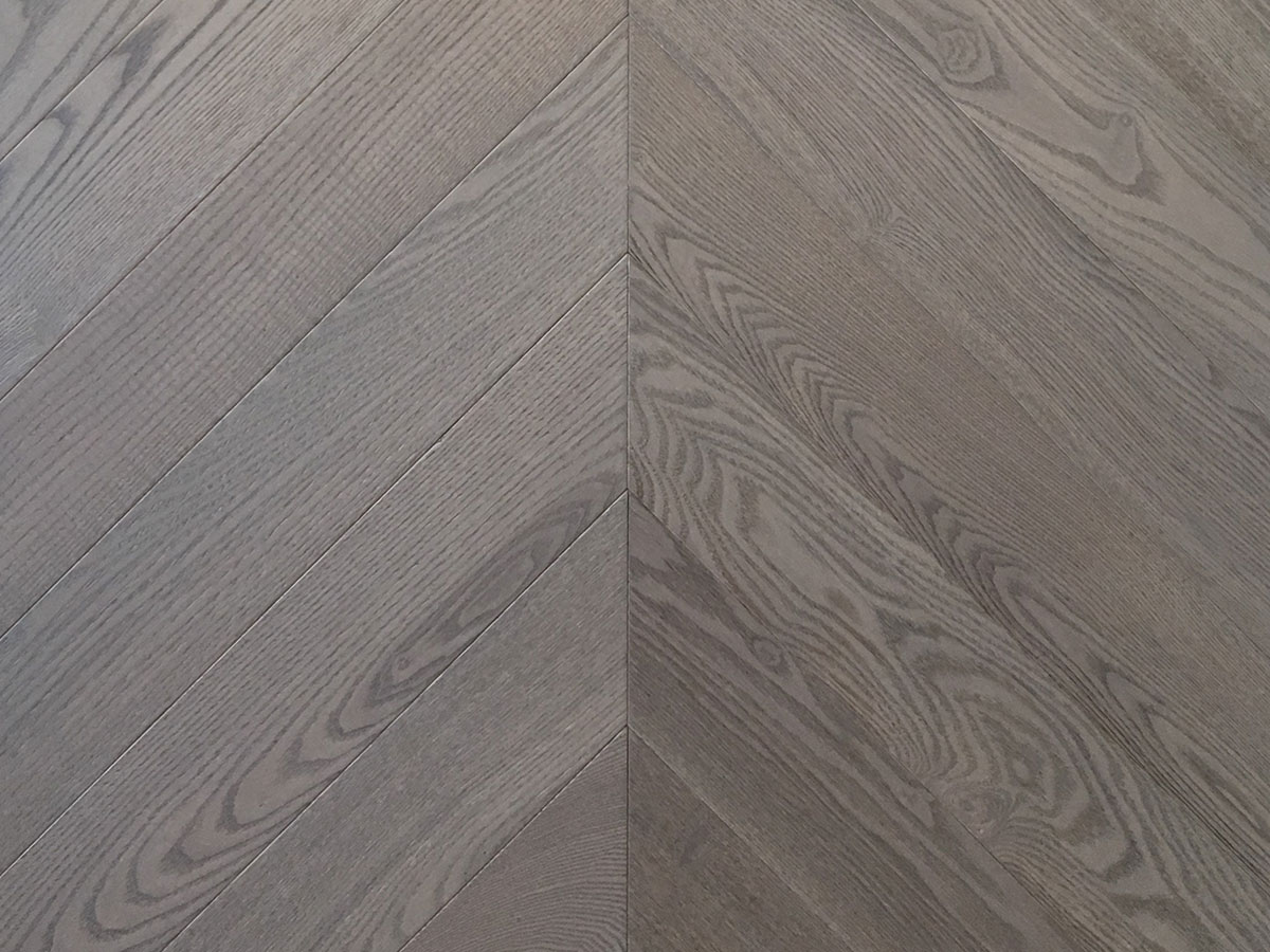 Инженерная доска клеевая Wood Bee ЯСЕНЬ ФОГ Chevron (французская елка) 510х92х12 (2,06м2) лак