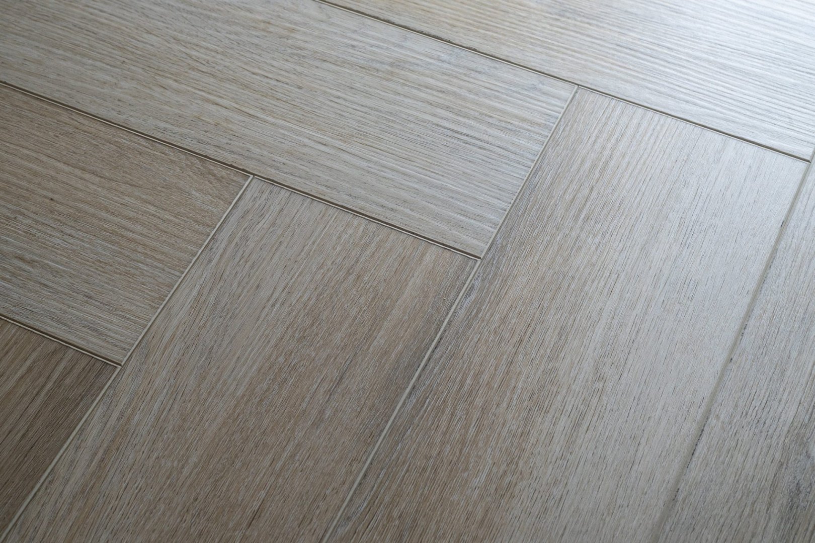 Плитка ПВХ клеевая Damy Floor Честер London 590х118х2,5 (3,2м2), 4V фаска
