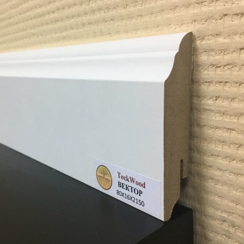 Плинтус ламинированный Teckwood Белый Вектор  2150х80х16