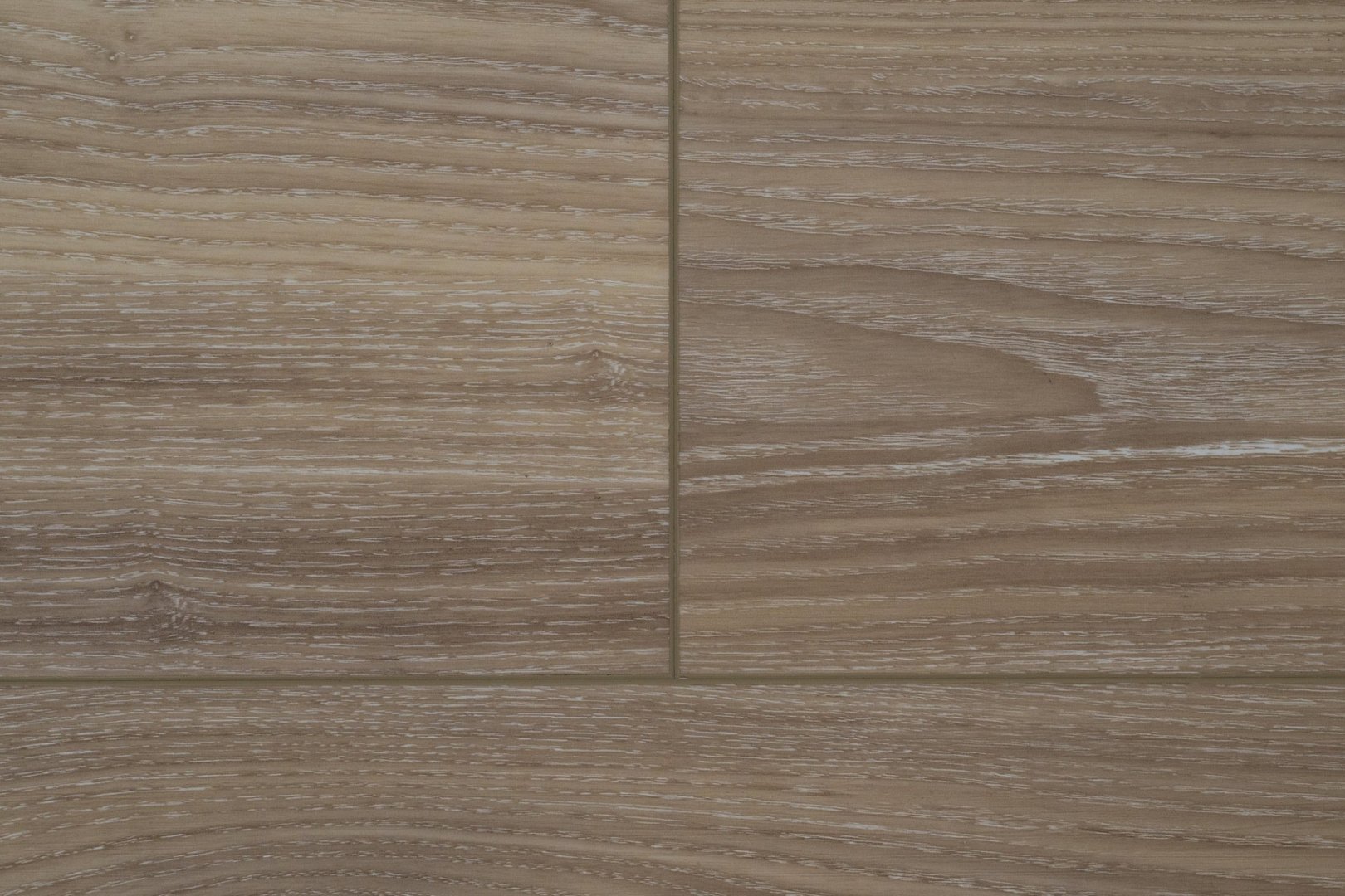 Плитка ПВХ клеевая Damy Floor Дуб Селект Family  1227х187х2,5 (4,13м2), 4V фаска