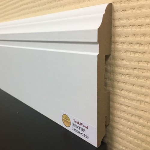 Плинтус ламинированный Teckwood Белый Вектор  2150х120х16