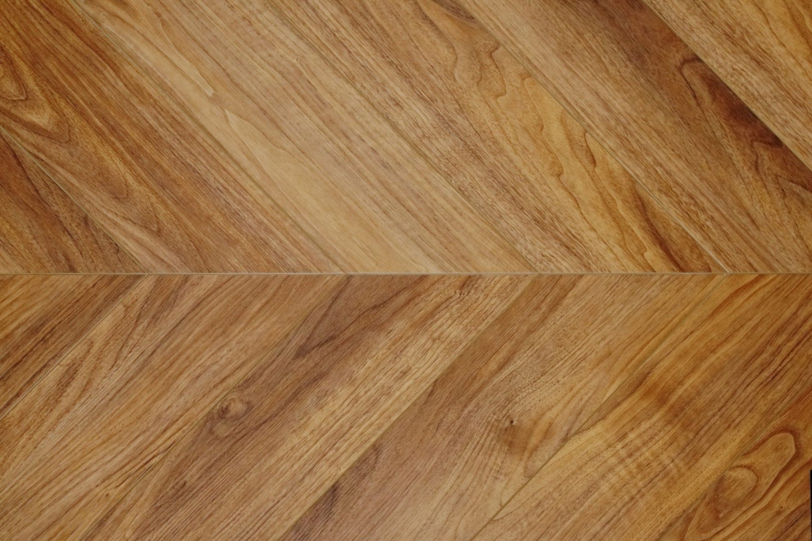 Плитка ПВХ-кварцвинил Damy Floor Монсоро Chevron 5мм 600х127х5 (1,676м2), 4V фаска