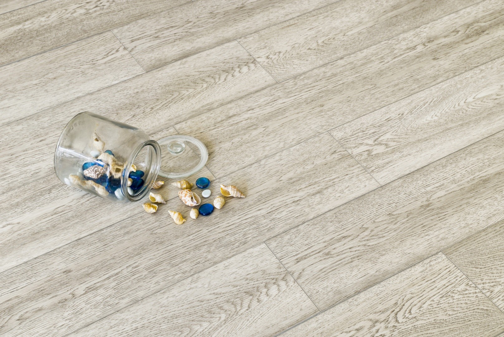 Ламинат SPC замковой Alpine Floor Канадский Лес Intense 1220х183х6 (2,23м2), с подложкой, 4V фаска