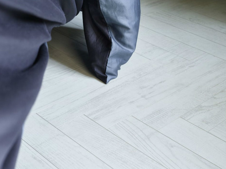 Ламинат Berry Alloc Chesnut White B Chateau 504х84х8 (1,016м2), защелка (Click), 4V фаска