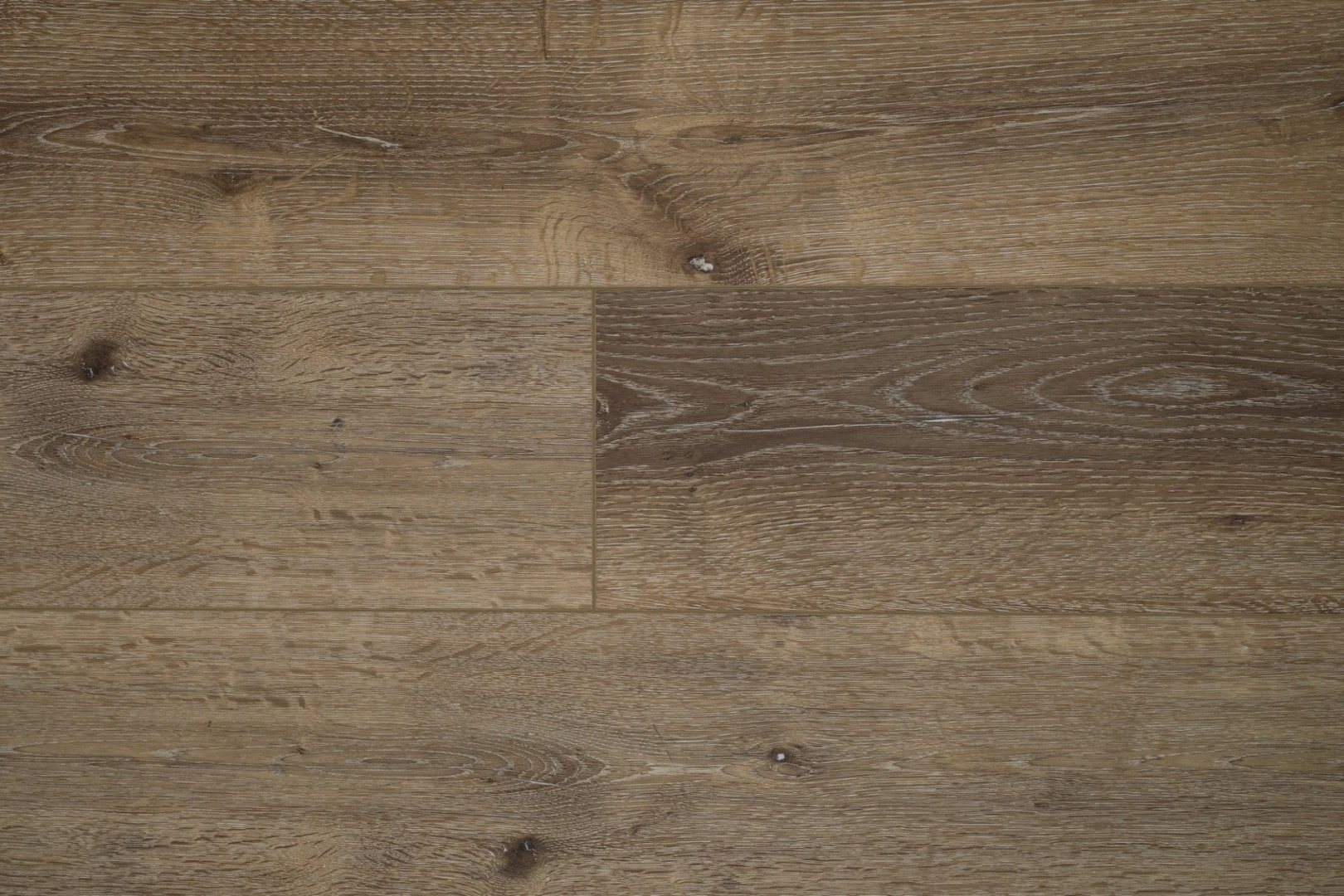 Плитка ПВХ клеевая Damy Floor Дуб Провинциальный Family  1227х187х2,5 (4,13м2), 4V фаска