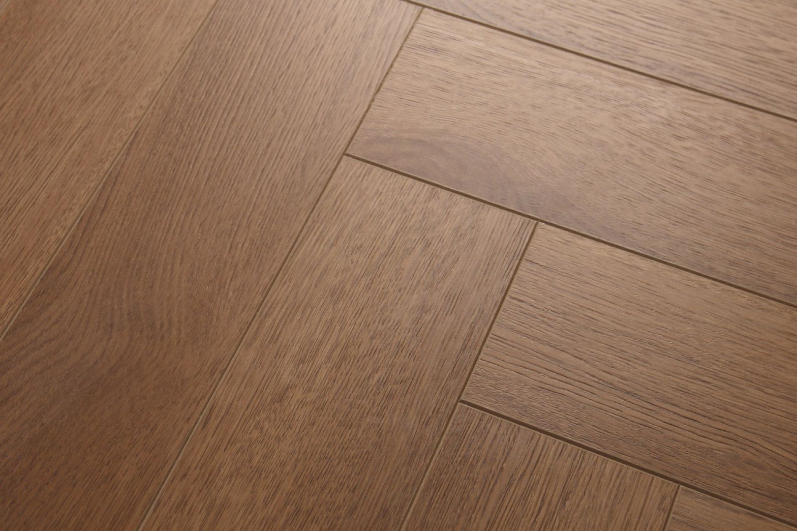 Ламинат Damy Floor Дуб Миндальный Heritage Ёлка 606х101х8 (1,591м2), замок (Uniclic), 4V фаска