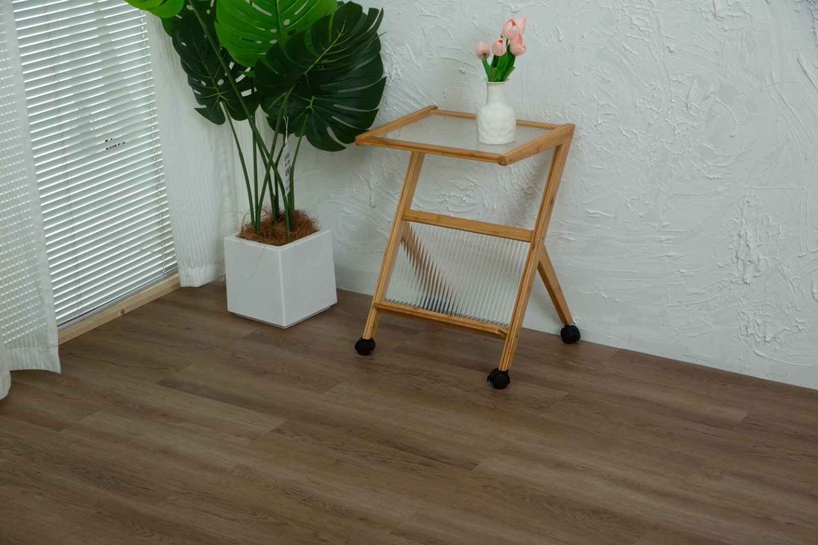 Плитка ПВХ-кварцвинил ONEFLOOR 5028-L LVT клеевая 1227х188х3 (3,23м2), 4V микро-фаска